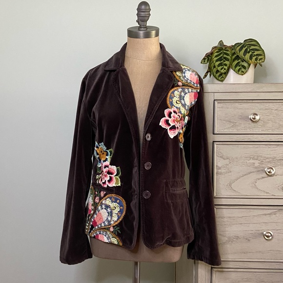 Johnny Was Jackets & Blazers - Johnny Was velvet blazer, embroidered, brown, Size M